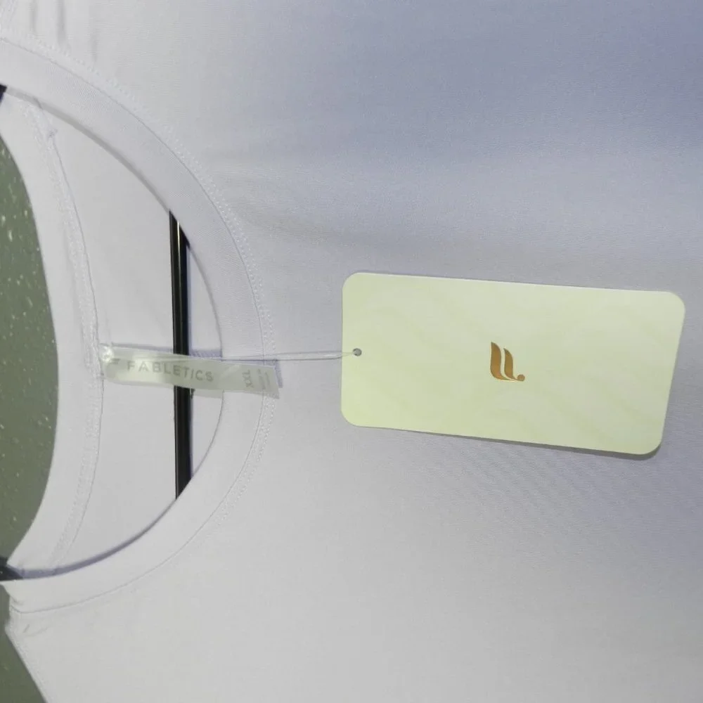 Fabletics Womens Light Purple New With Tag Short Sleeve Athletic Shirt Size XXL - Picture 4 of 8